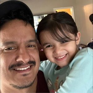 Meet your Posher, Luis